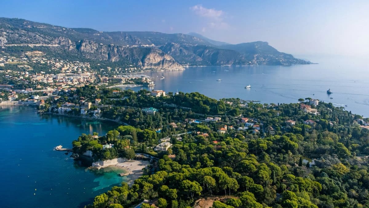Moving Abroad for a New Chapter